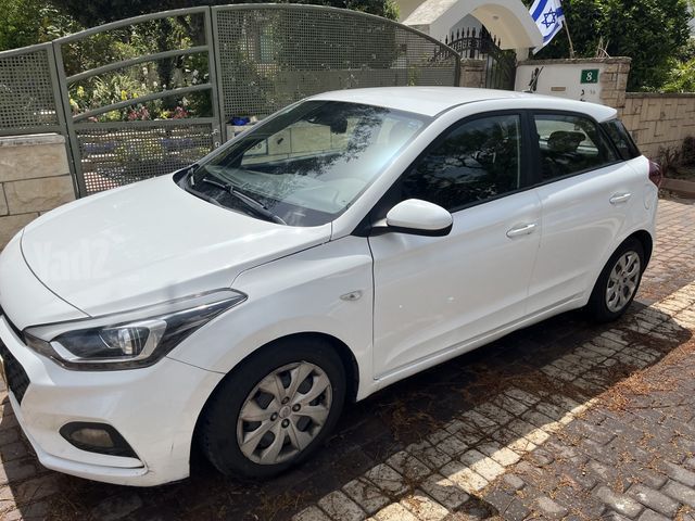 מודעת רכב יונדאי i20