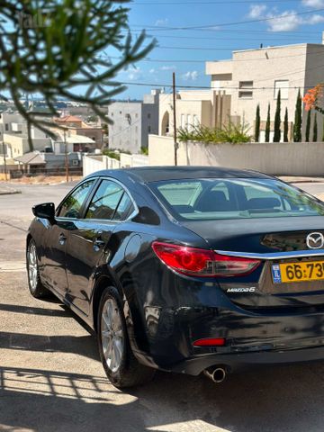 מודעת רכב מאזדה 6