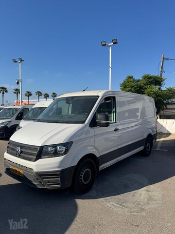 קראפטר Delivery Van בינוני גג רגיל אוט׳ 2.0 (177 כ״ס)