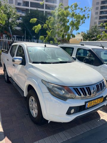 מיצובישי טרייטון / L200