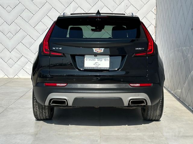 קאדילק XT4