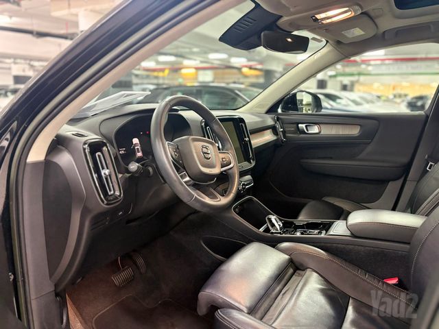 וולוו XC40