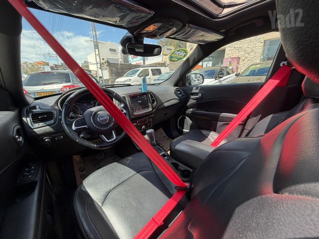 מודעת רכב ג'יפ קומפאס 1