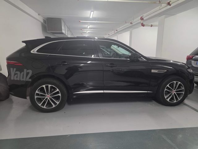 יגואר F-Pace