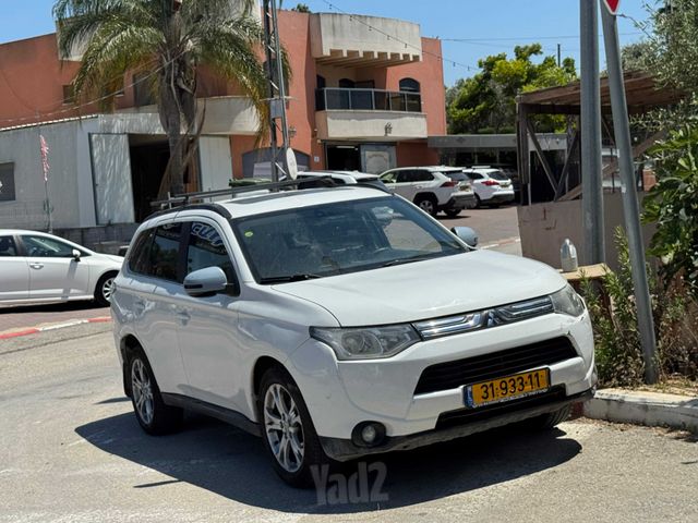 מודעת רכב מיצובישי אאוטלנדר