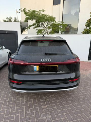 אאודי E-tron
