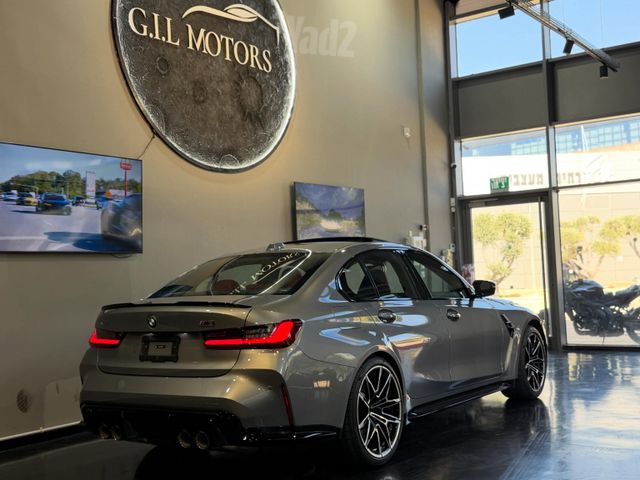 ב מ וו M3