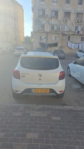 דאצ'יה סנדרו
