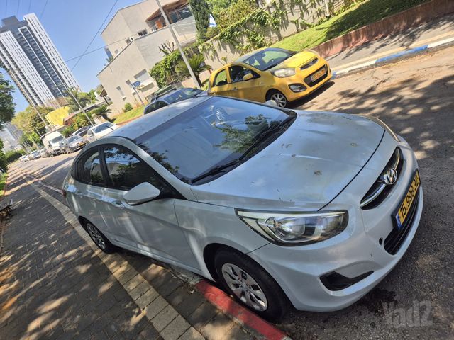 יונדאי אקסנט i25