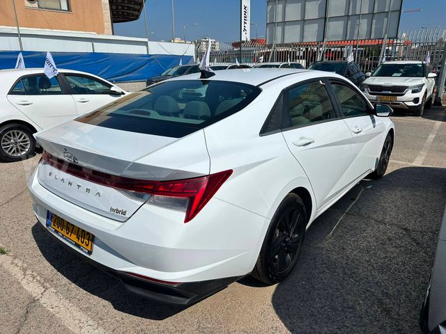 יונדאי אלנטרה