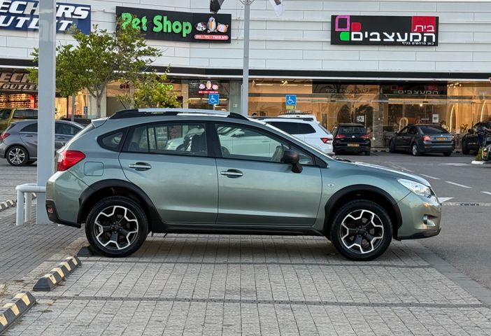 סובארו XV