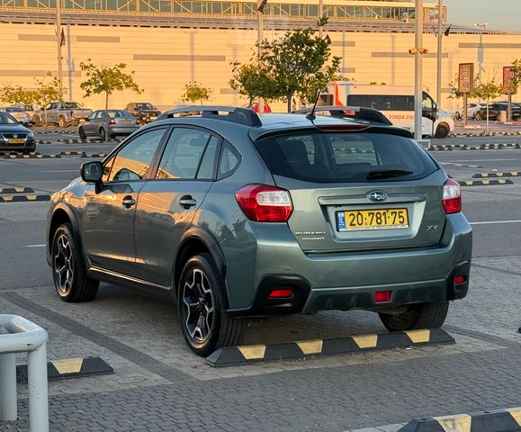 סובארו XV