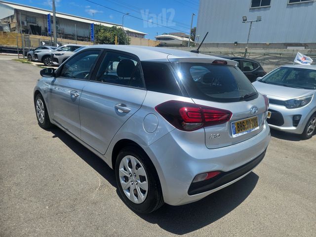 יונדאי i20