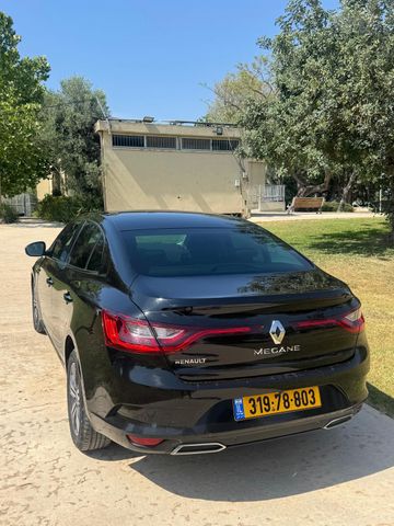 רנו מגאן