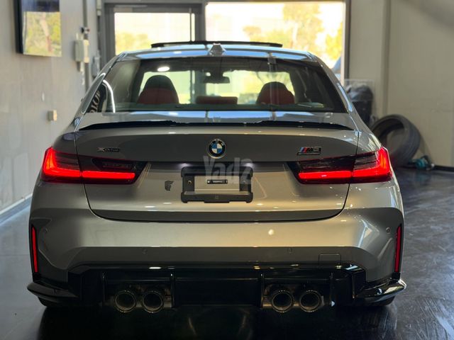 ב מ וו M3