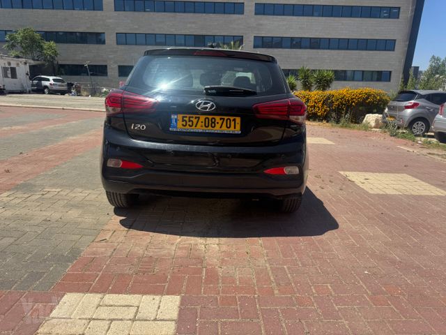 יונדאי i20