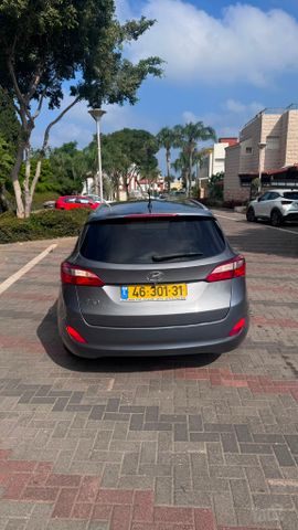 יונדאי i30