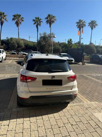 סיאט ארונה
