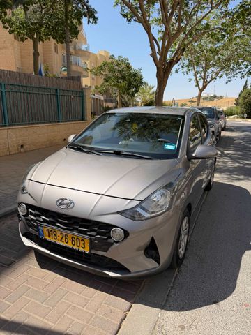 יונדאי i10