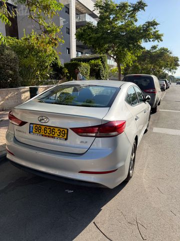 יונדאי אלנטרה