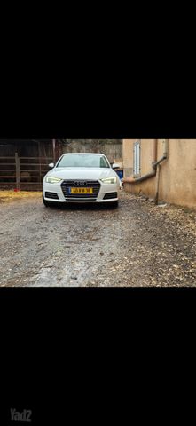 מודעת רכב אאודי A4
