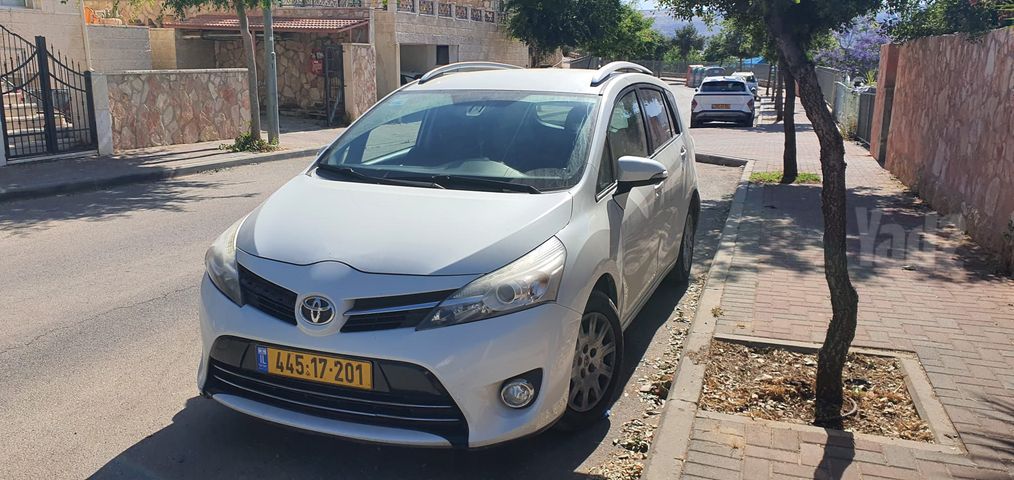 טויוטה ורסו