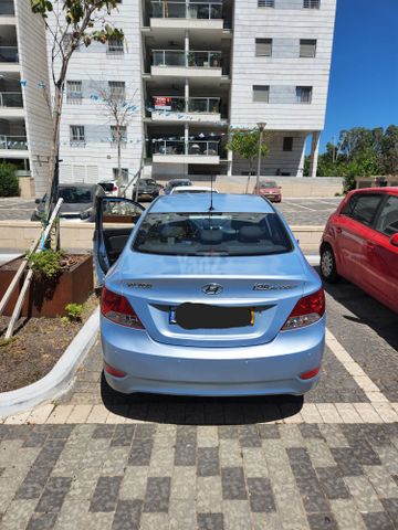 יונדאי אקסנט i25