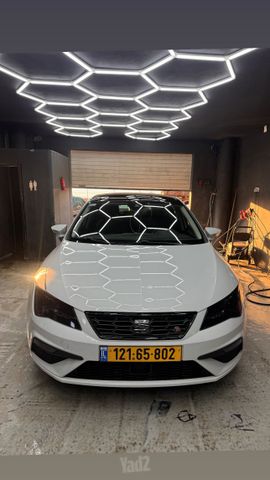 סיאט לאון