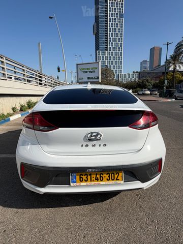 יונדאי איוניק