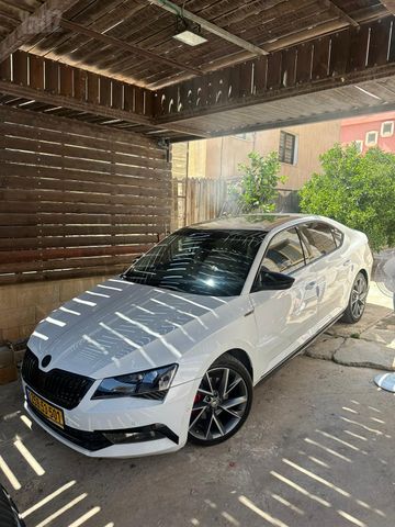 סקודה סופרב