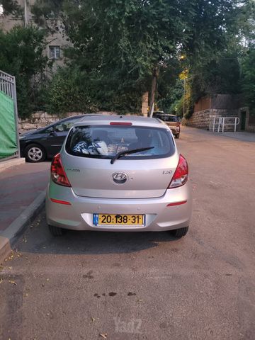 מודעת רכב יונדאי i20