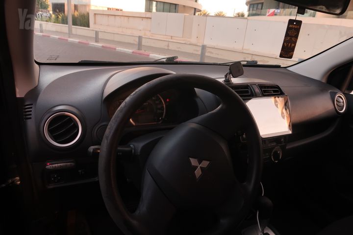 מיצובישי ספייס סטאר