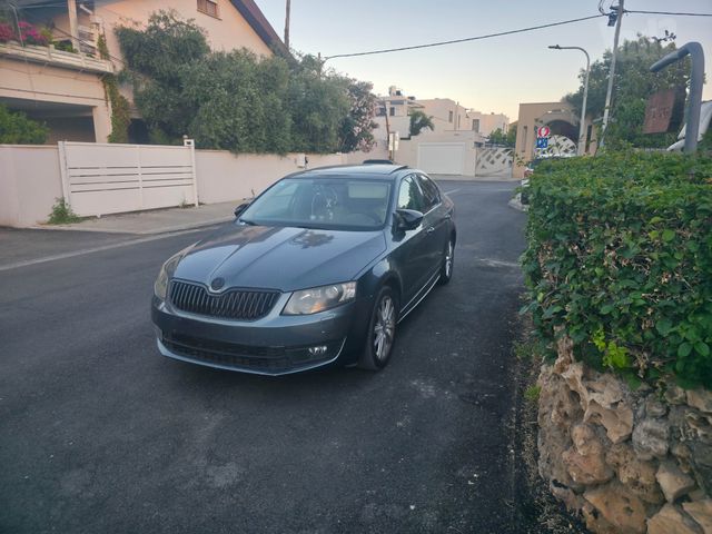 סקודה אוקטביה