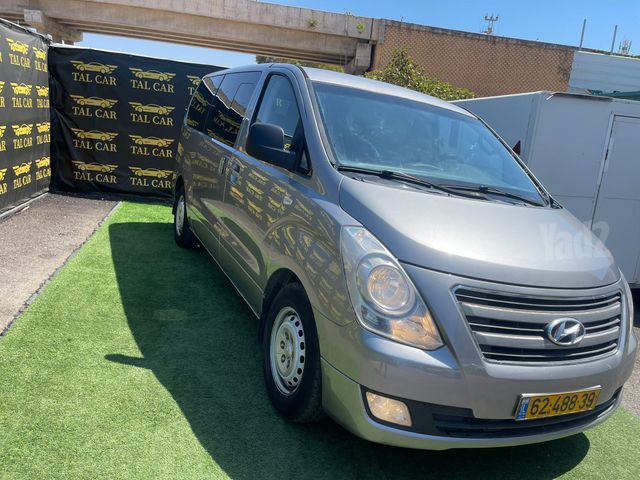 יונדאי H-1 / i800
