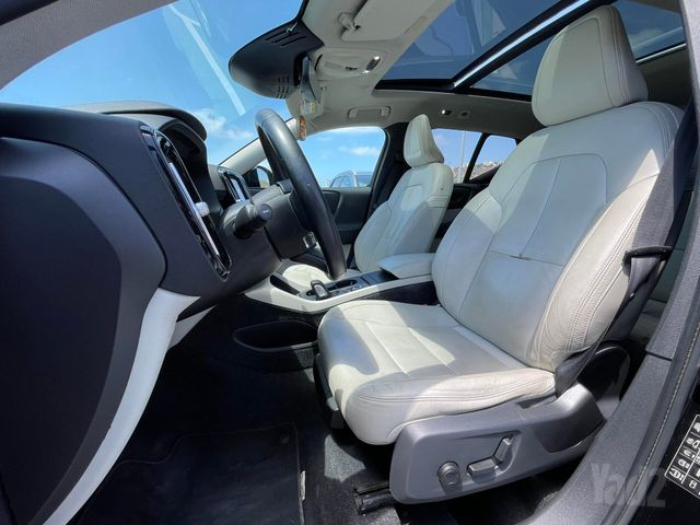 וולוו XC40