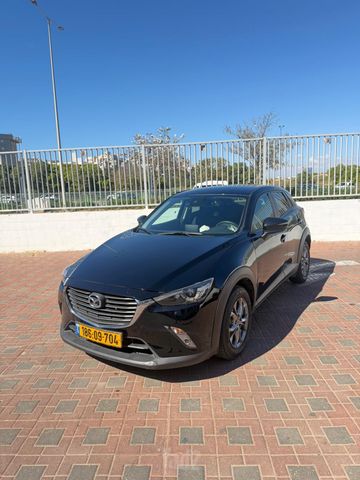 מודעת רכב מאזדה CX-3