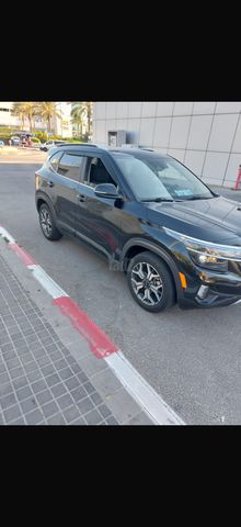 קיה סלטוס