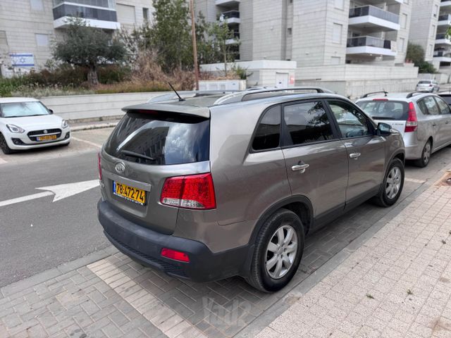 קיה סורנטו