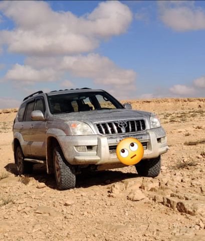 טויוטה לנד קרוזר