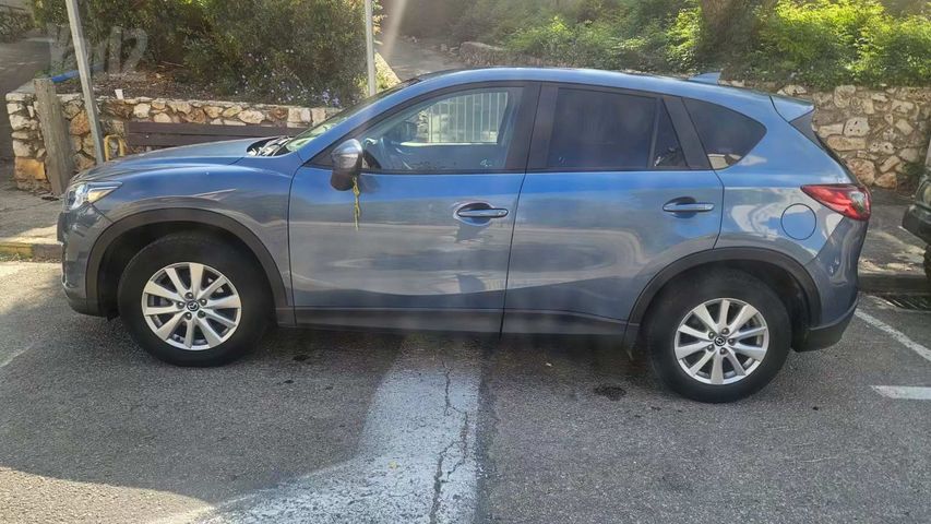 מודעת רכב מאזדה CX-5