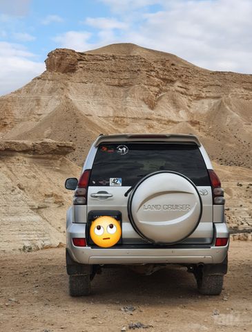 טויוטה לנד קרוזר