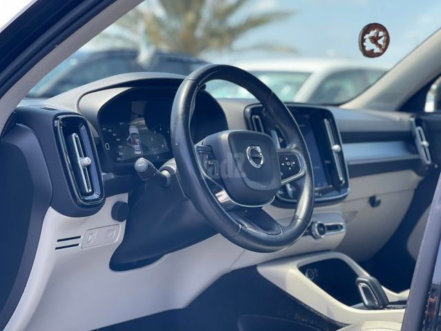 וולוו XC40