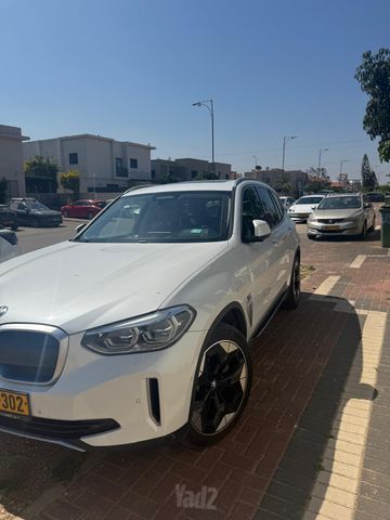 מודעת רכב ב מ וו iX3