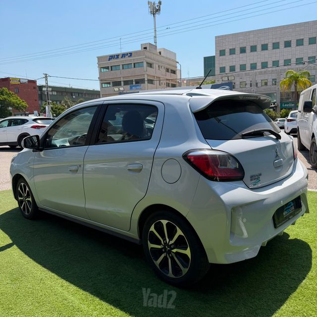 מיצובישי ספייס סטאר