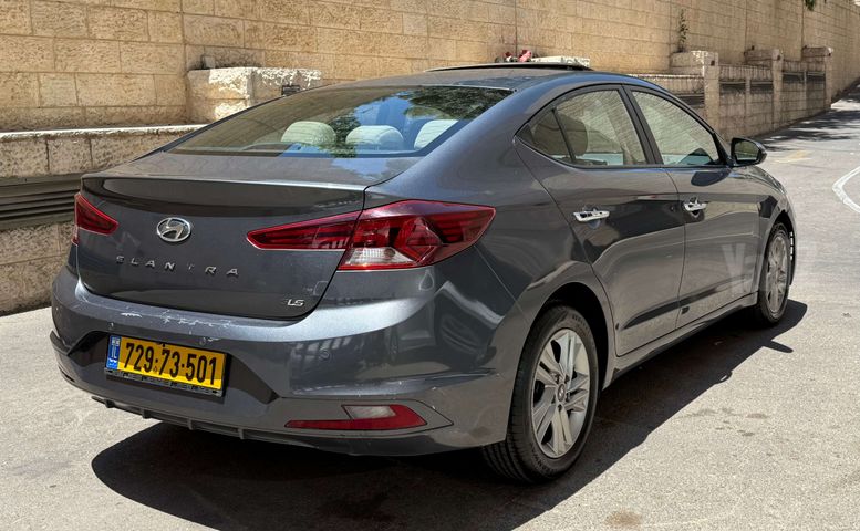 יונדאי אלנטרה