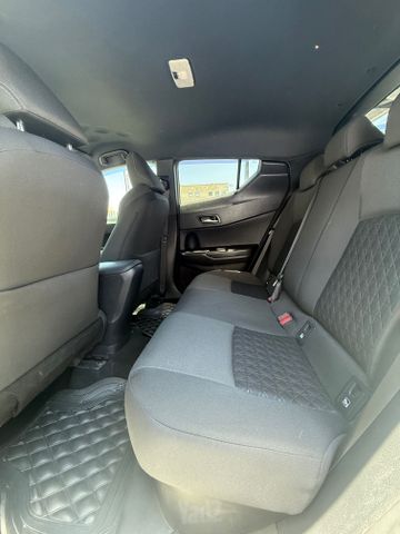 טויוטה C-HR