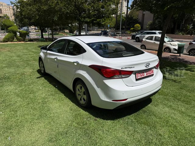 יונדאי I35