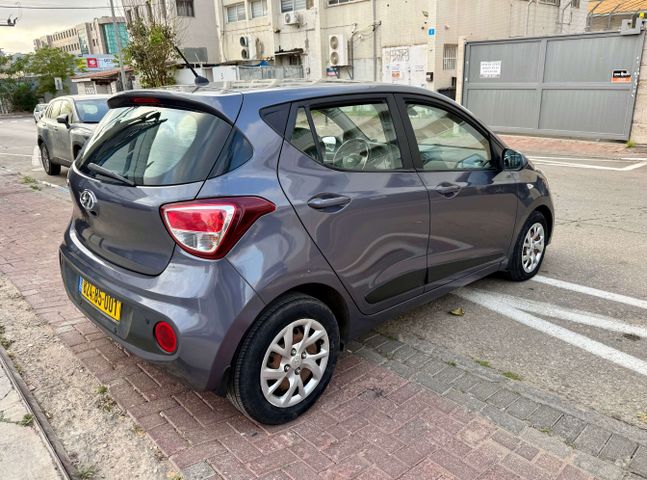 יונדאי i10