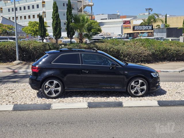 אאודי A3