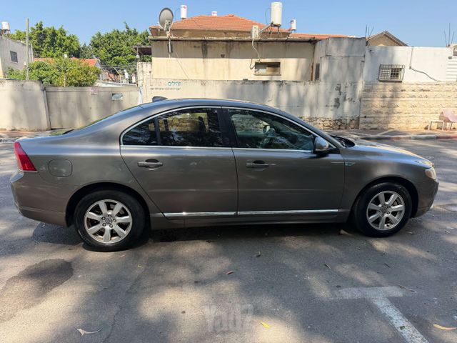 וולוו S80